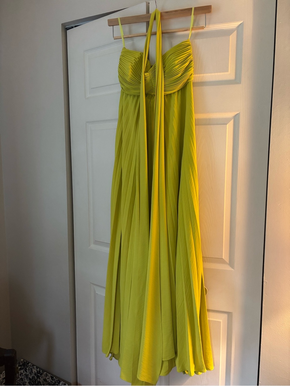 Delfi DAPHNE DRESS
- Chartreuse - Picture 5 of 9